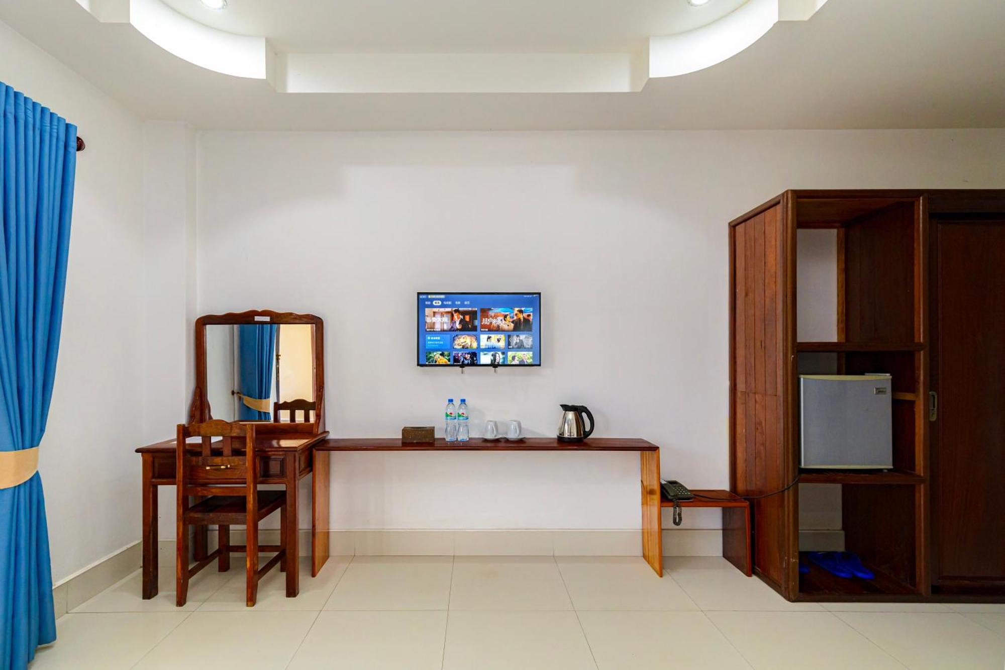 Lisha The Grand Riverside Hotel Ванг Виенг Екстериор снимка