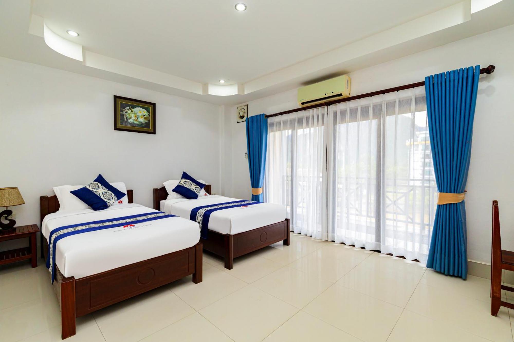 Lisha The Grand Riverside Hotel Ванг Виенг Екстериор снимка